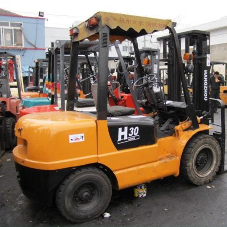 海珠区沥滘工厂设备移位，哪里找叉车卸货帮忙？